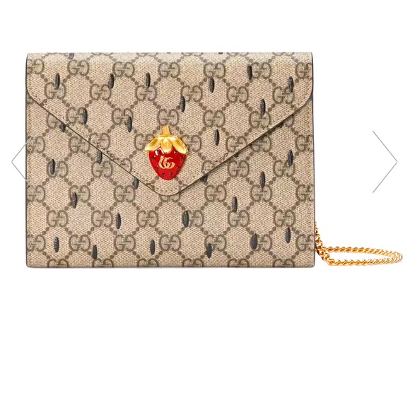Gucci Mini bag with Double G strawberry accent - Picture 1 of 13
